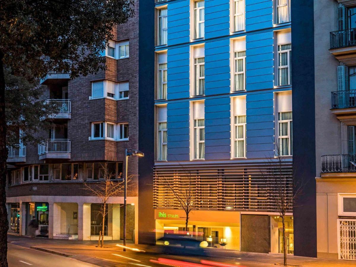 Hotel Ibis Styles Barcelona Centre Esterno foto