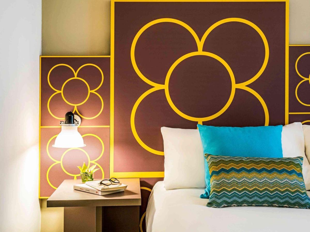 Hotel Ibis Styles Barcelona Centre Esterno foto