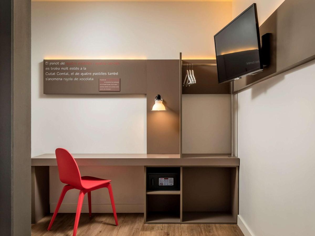 Hotel Ibis Styles Barcelona Centre Esterno foto