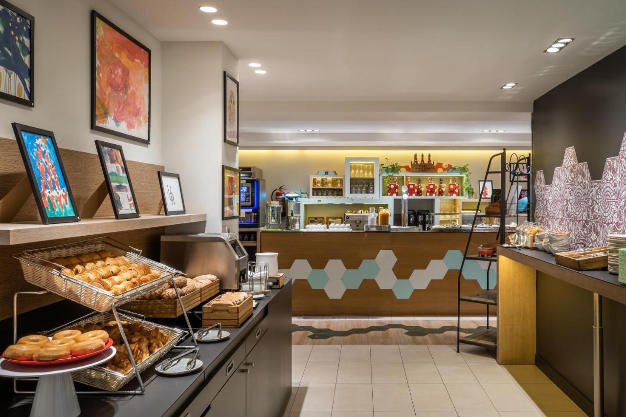 Hotel Ibis Styles Barcelona Centre Esterno foto