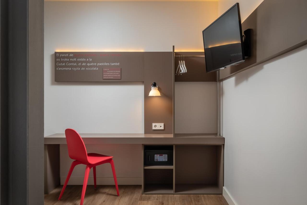 Hotel Ibis Styles Barcelona Centre Esterno foto