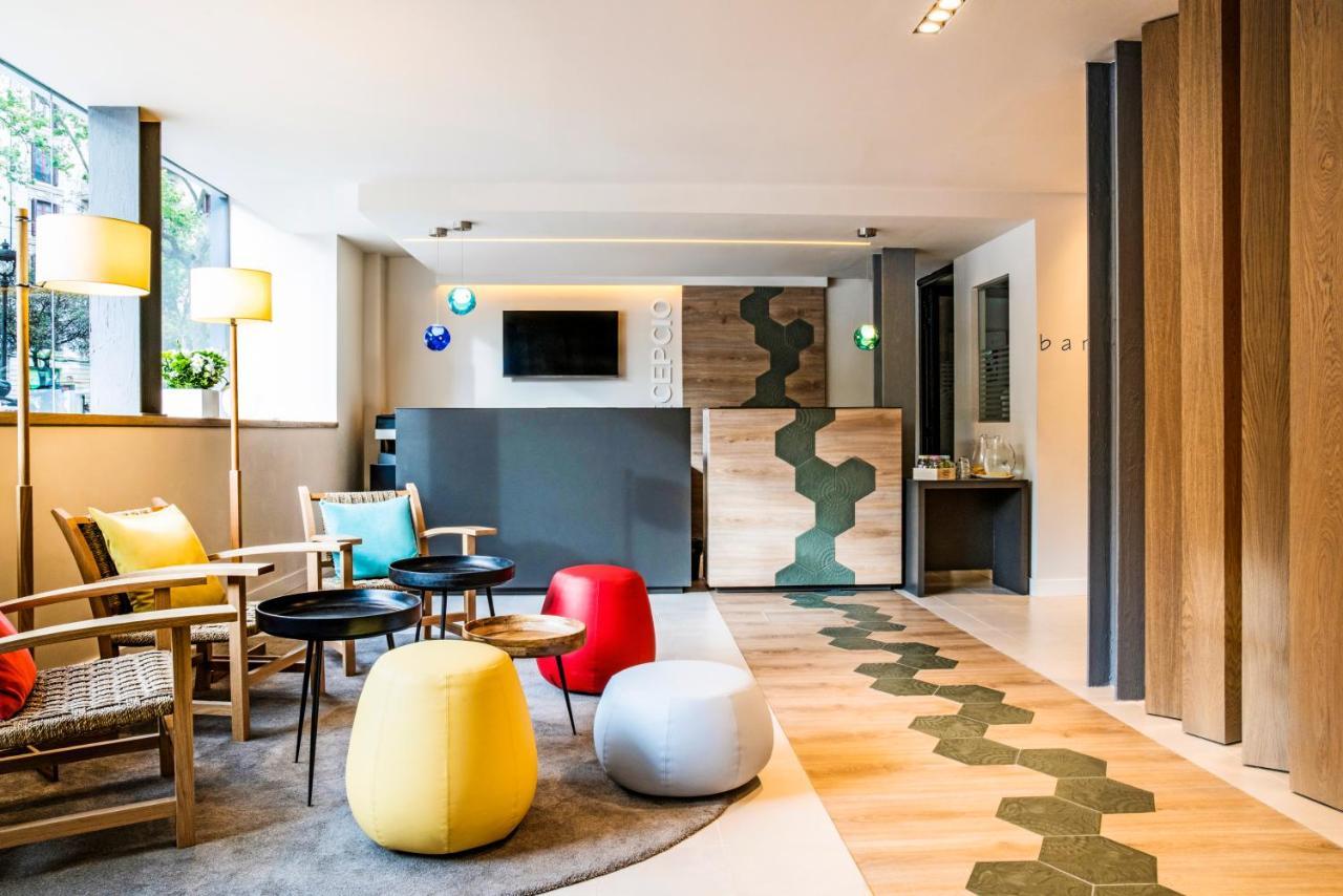 Hotel Ibis Styles Barcelona Centre Esterno foto